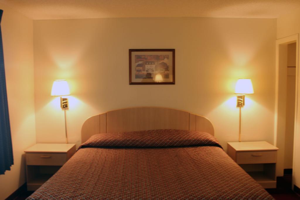 Super 7 Motel Колумбия Экстерьер фото